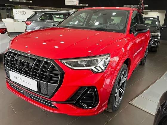 AUDI Q3 2024