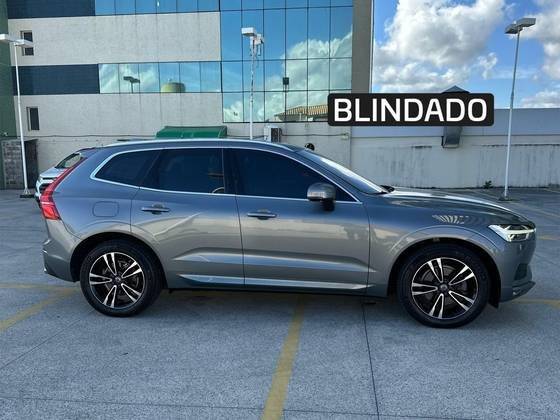 VOLVO XC60 2019