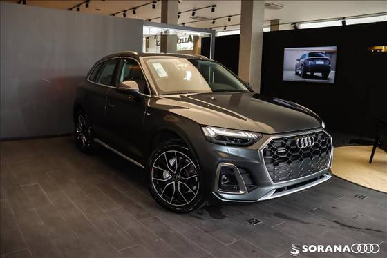 AUDI Q5 2025