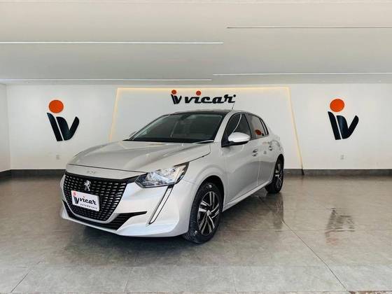 PEUGEOT 208 2021