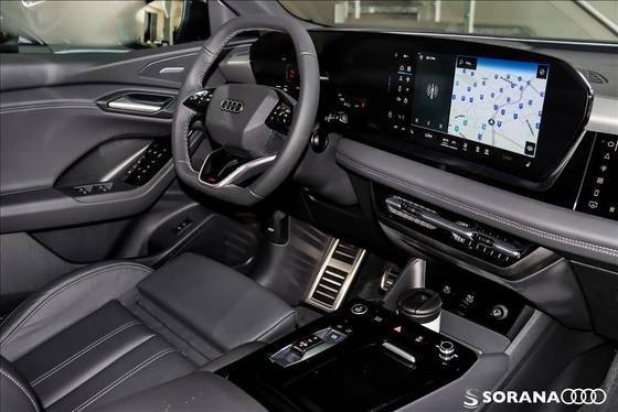 AUDI Q6 E-TRON 2025