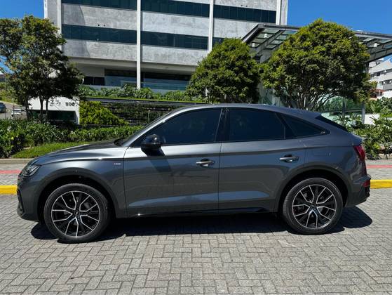 AUDI Q5 2022