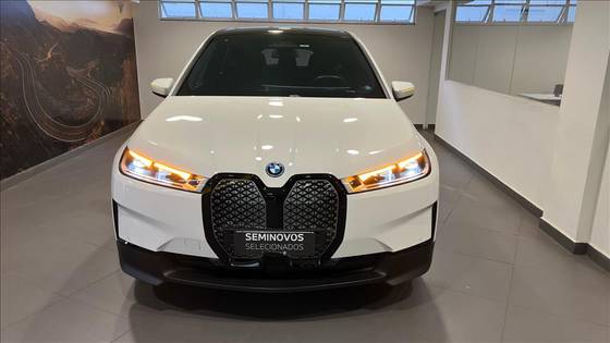 BMW iX 2023