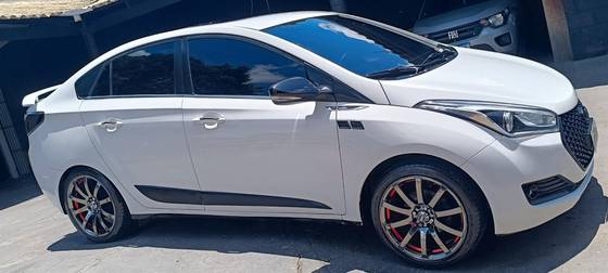 HYUNDAI HB20S 2014