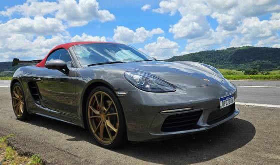 PORSCHE 718 2019