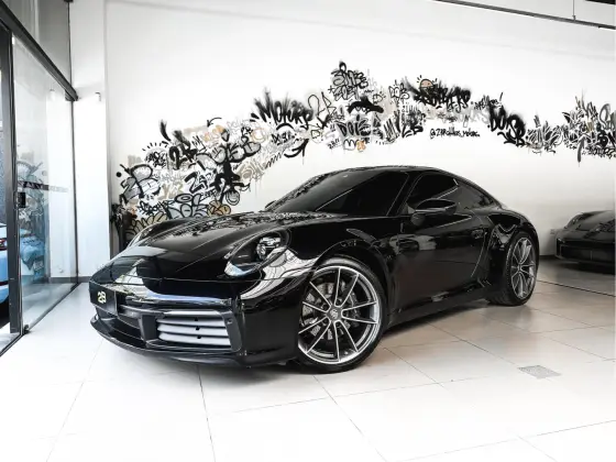 PORSCHE 911 2024