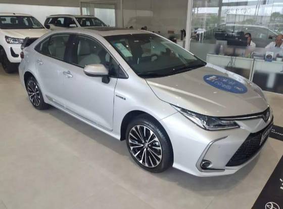 TOYOTA COROLLA 2024