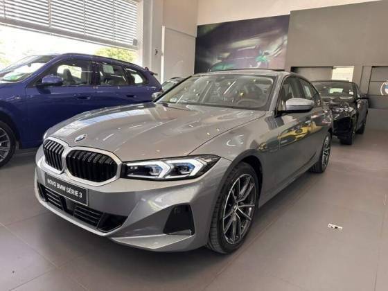 BMW 320i 2025