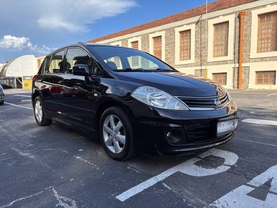 NISSAN TIIDA 2013