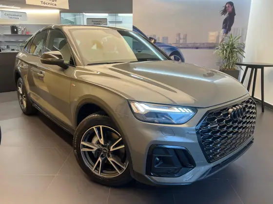 AUDI Q5 2025