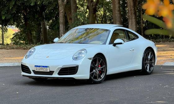PORSCHE 911 2017