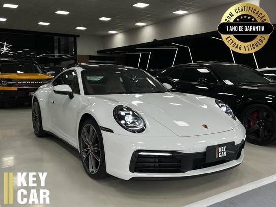 PORSCHE 911 2023