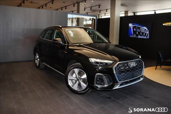 AUDI Q5 2024