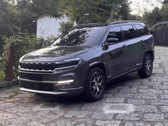 JEEP COMMANDER 2023