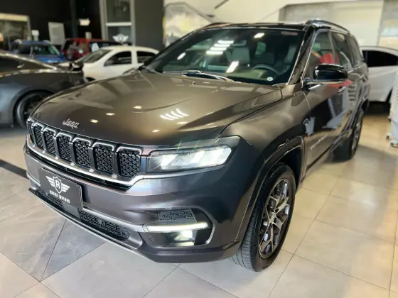JEEP COMMANDER 2023