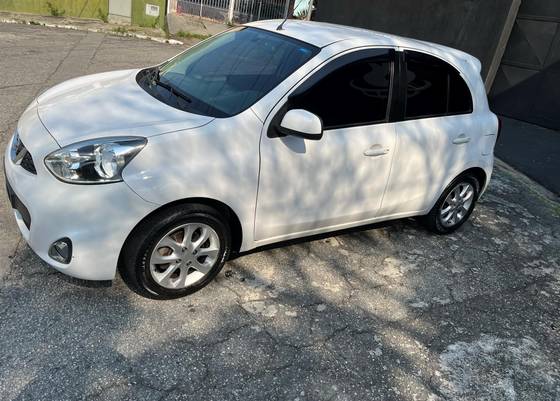 NISSAN MARCH 2017