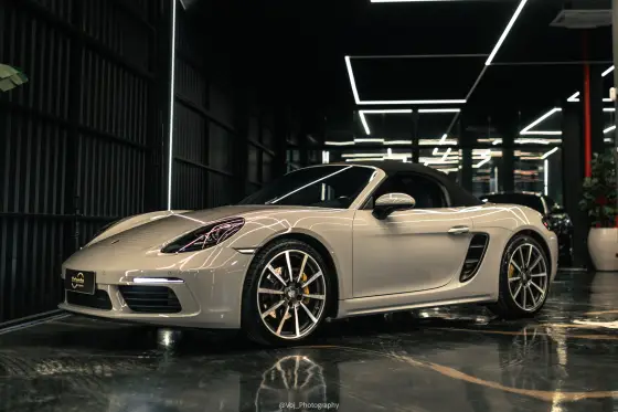 PORSCHE 718 2021