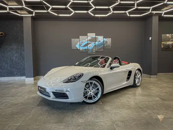 PORSCHE 718 2021