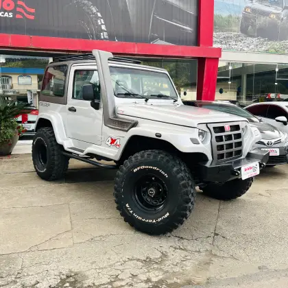 TROLLER T4 2011