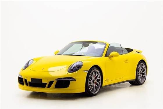 PORSCHE 911 2015