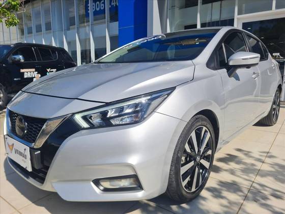 NISSAN VERSA 2023