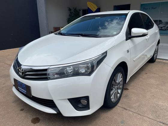 TOYOTA COROLLA 2016