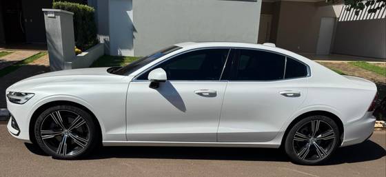 VOLVO S60 2020