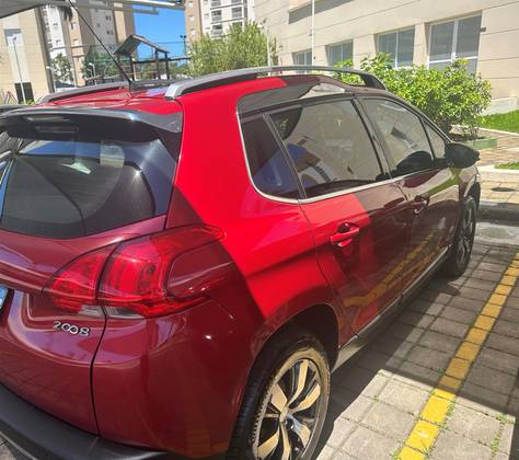 PEUGEOT 2008 2017