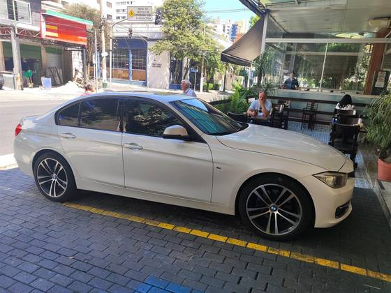BMW 328i 2013