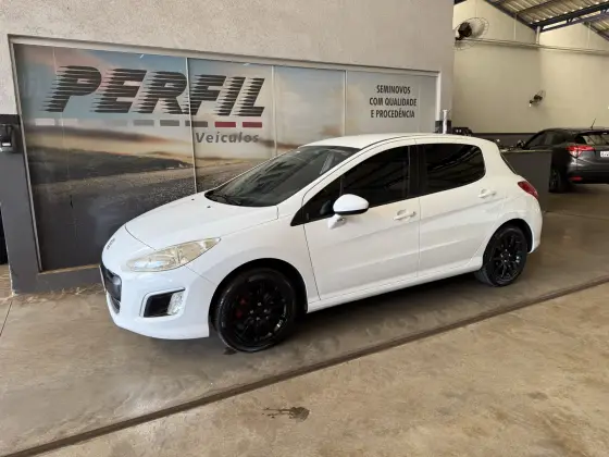 PEUGEOT 308 2013