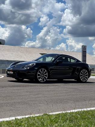 PORSCHE 718 2022