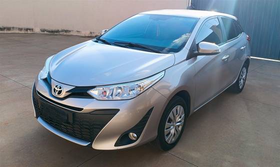 TOYOTA YARIS 2020