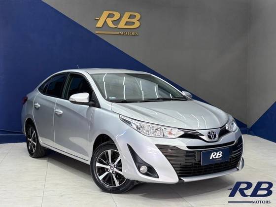 TOYOTA YARIS 2019