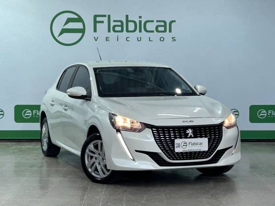 PEUGEOT 208 2023