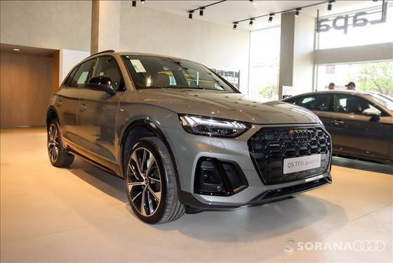 AUDI Q5 2025