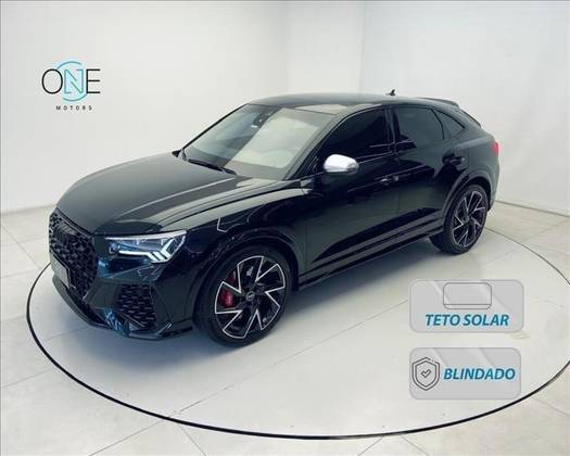 AUDI RS Q3 2021