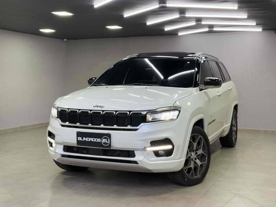 JEEP COMMANDER 2023