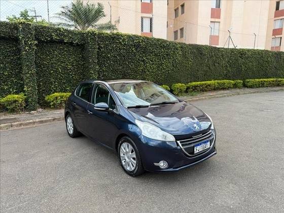 PEUGEOT 208 2014