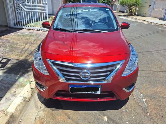 NISSAN VERSA 2021