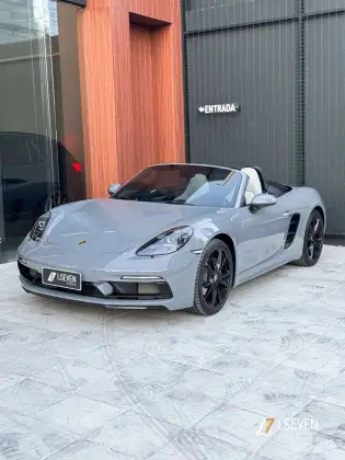 PORSCHE 718 2024