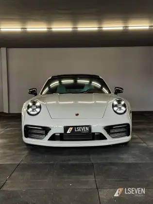 PORSCHE 911 2021