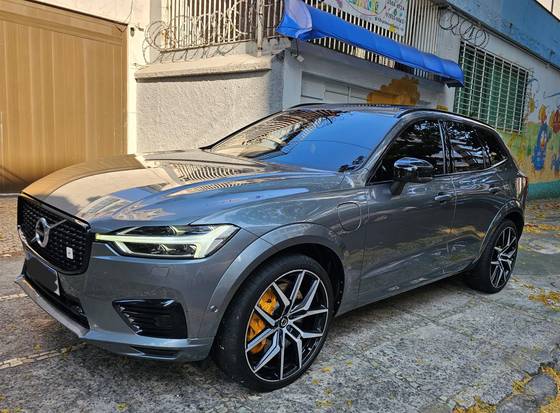 VOLVO XC60 2020