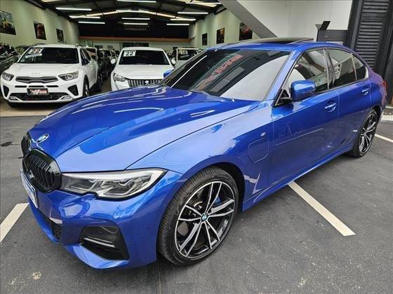 BMW 330e 2020