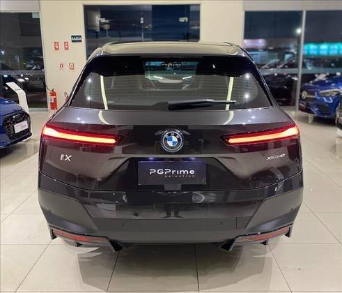 BMW iX 2023