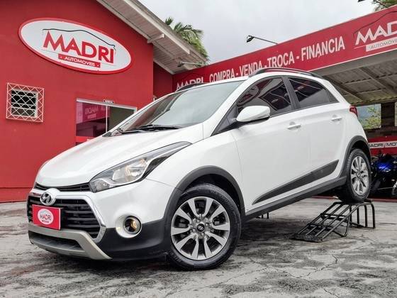 HYUNDAI HB20X 2016