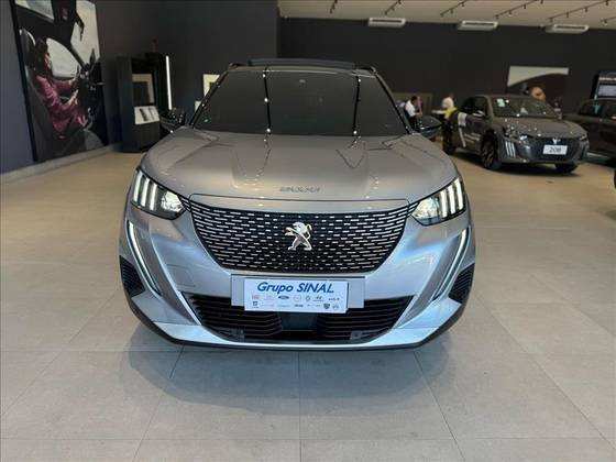 PEUGEOT 2008 2023