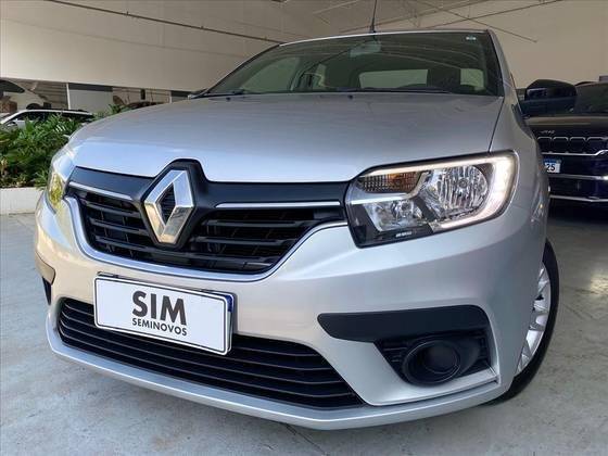 RENAULT LOGAN 2024