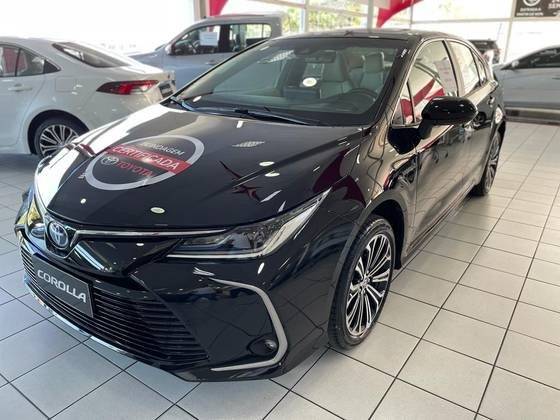 TOYOTA COROLLA 2025