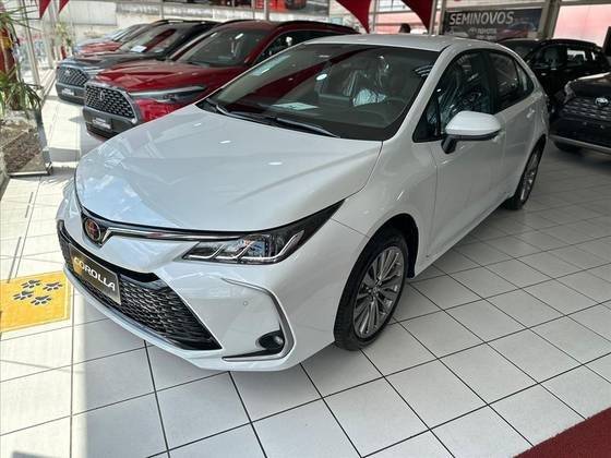 TOYOTA COROLLA 2025