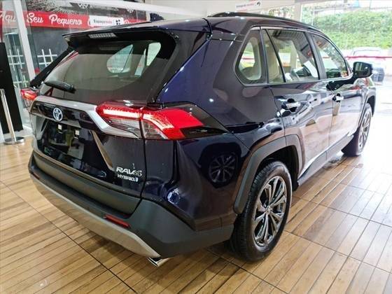 TOYOTA RAV4 2024